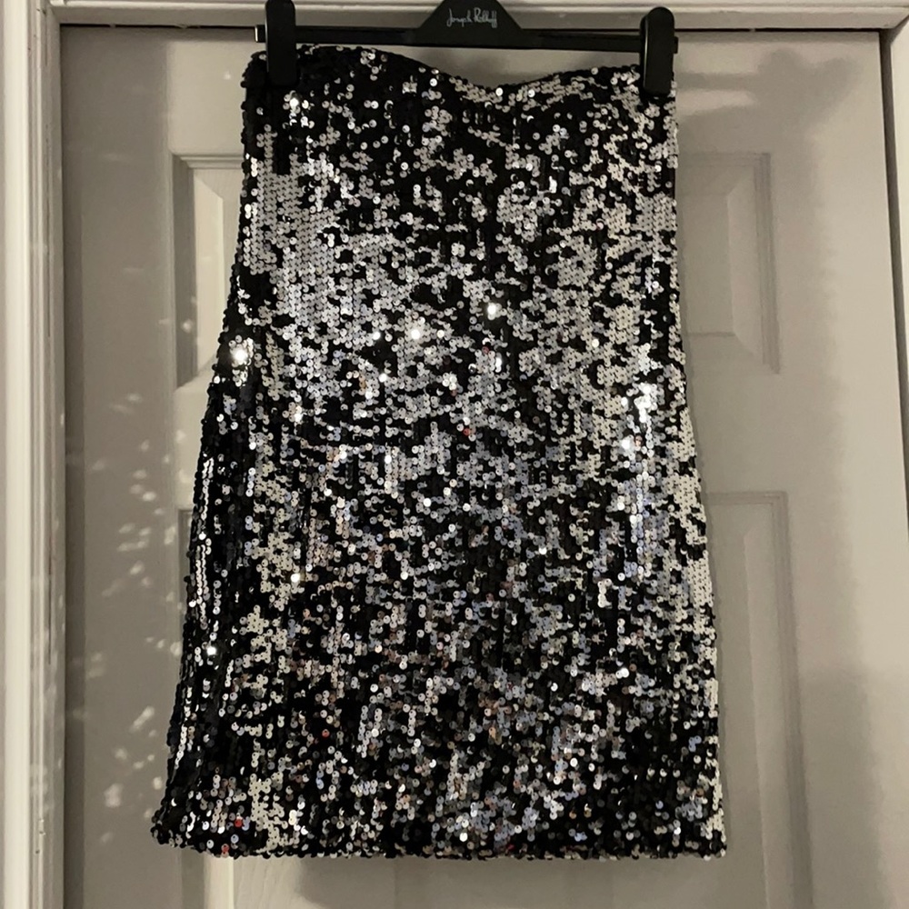 Sequins tight dress. Strapless